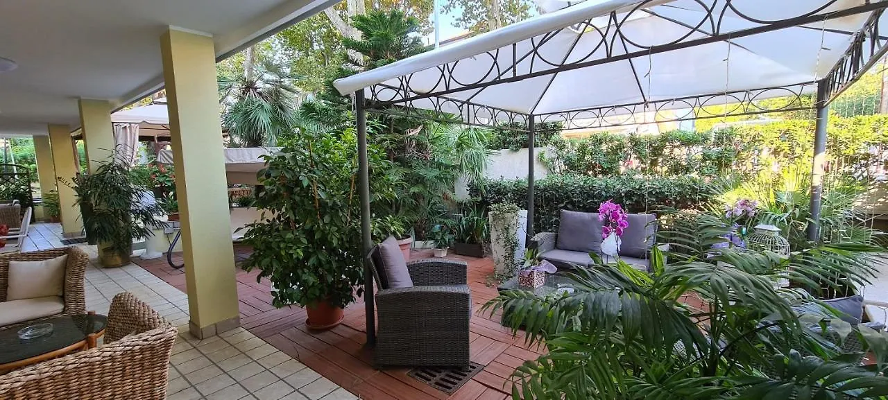 Hotel Beppe Rimini 3*,
