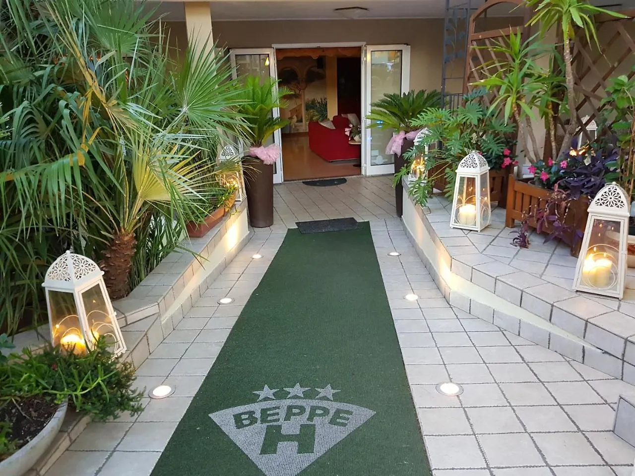 Hotel Beppe Rimini 3*,